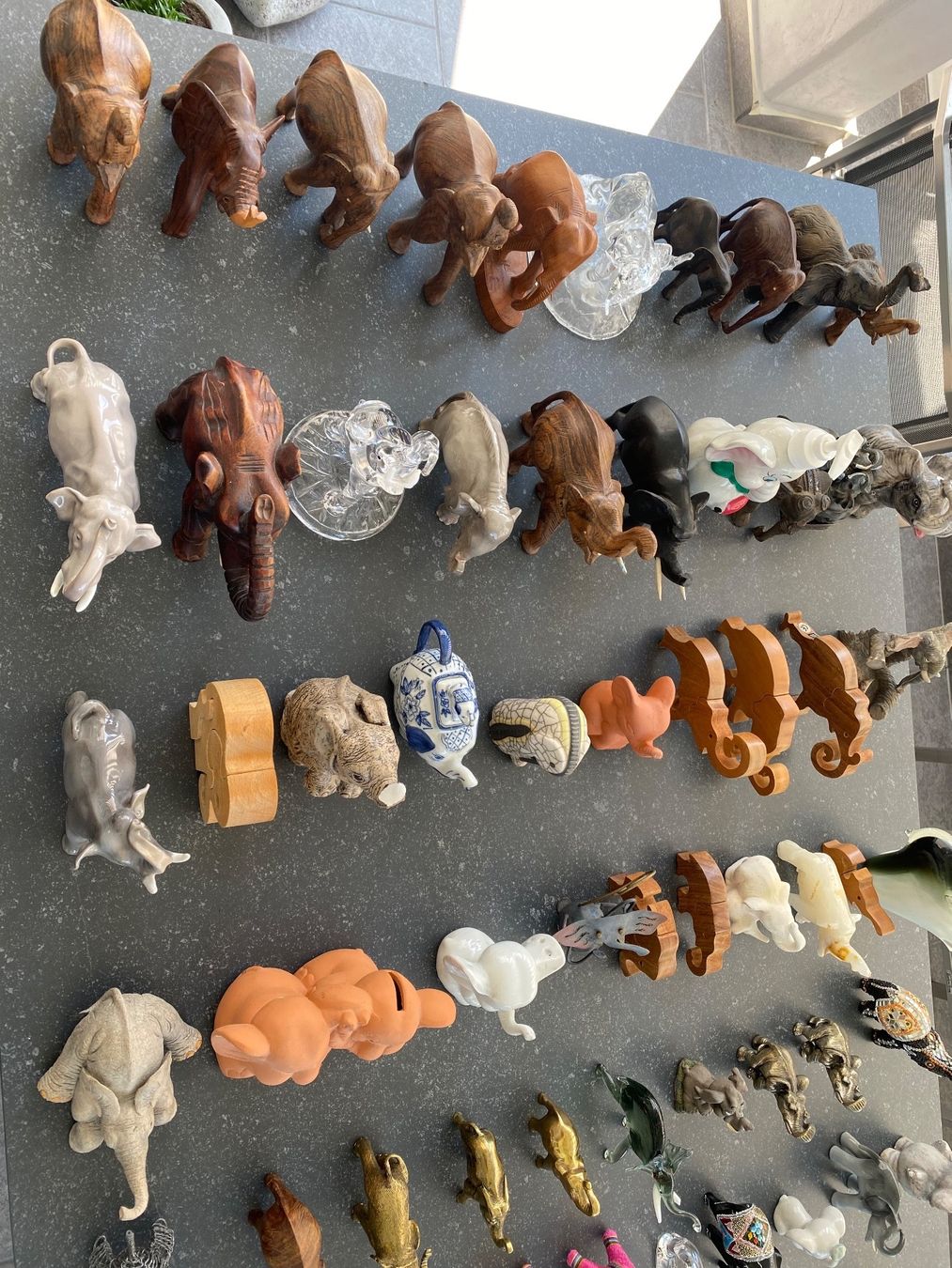 Figuren: Elefantensammlung 106 Stück – Gebraucht aus Luzern von Harikan 1