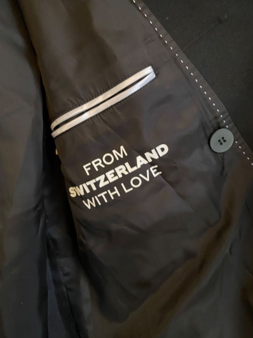 Tommy Hilfiger Giacche: Tommy Hilfiger Jacket – Nuovo (secondo la descrizione) da Biel/Bienne venduto da Sommer_17 9