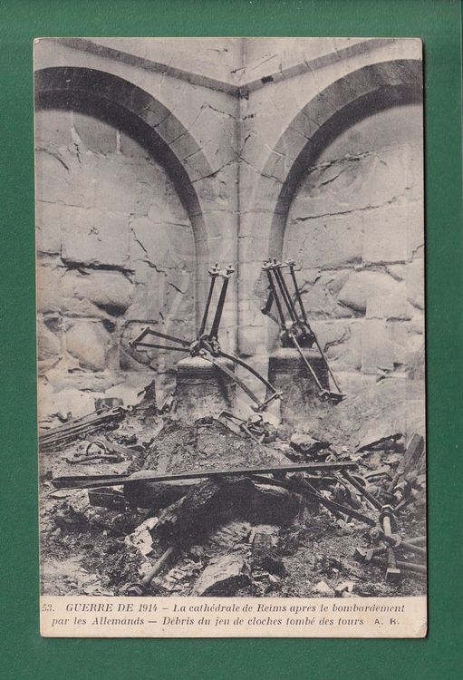 Reims - Campagne de 1914. Ruines du Palais Épiscopal. Galerie des Rois, après le bombardement du