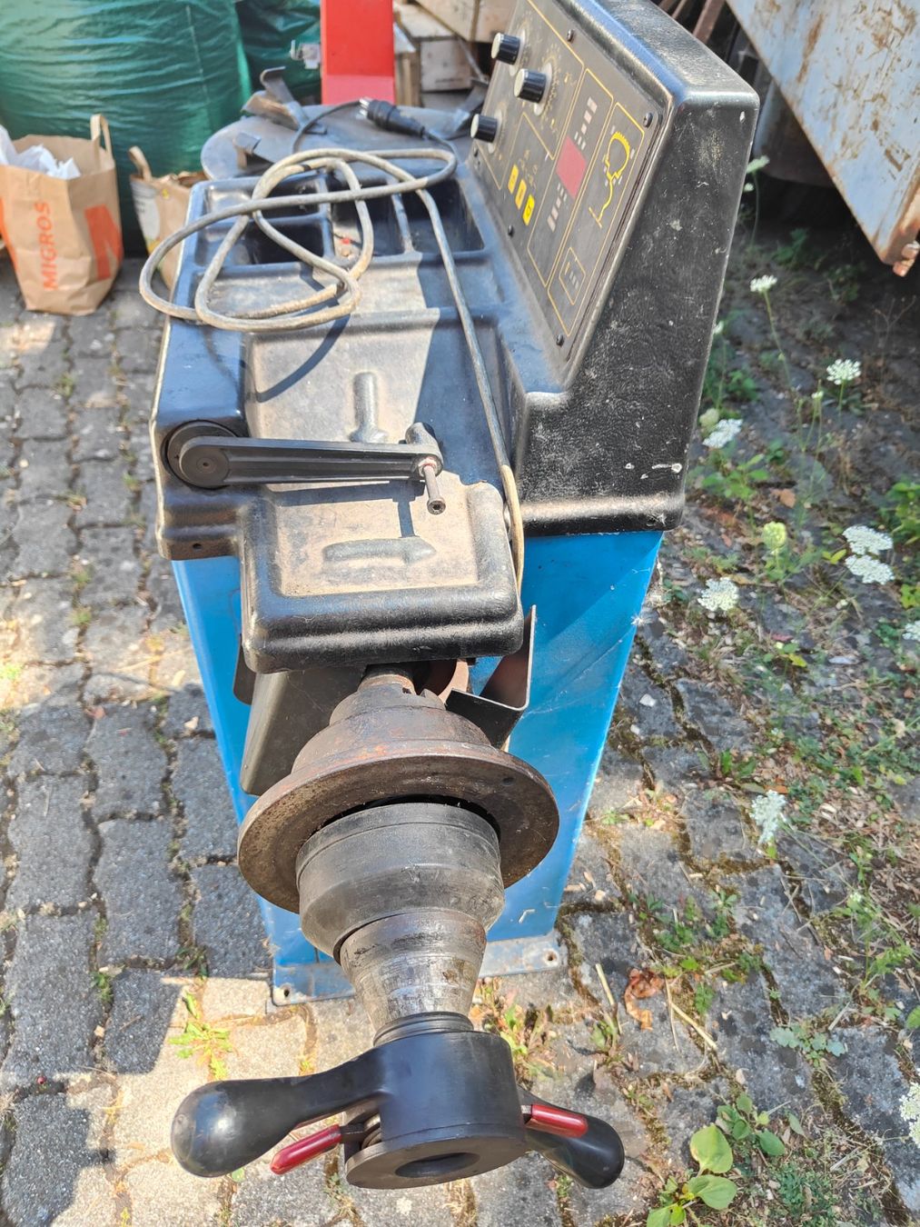Toutes les machines: Machine équilibreuse Microtec 500 défectueuse – Défectueux à Grandval par crigou93 2