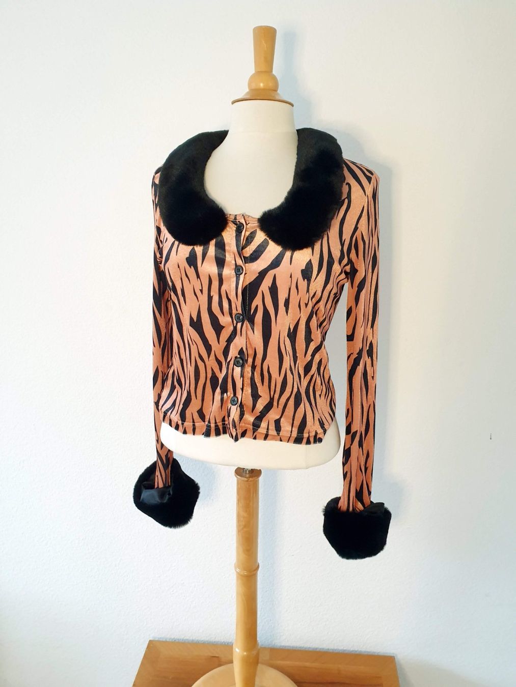 Chemisiers: BLUSE JACKE SAMT ANIMAL PRINT S 36 TOP ZU BLUSE PULLOVER – Neuf (Voir description) à Elsau par the-colorful-side 2