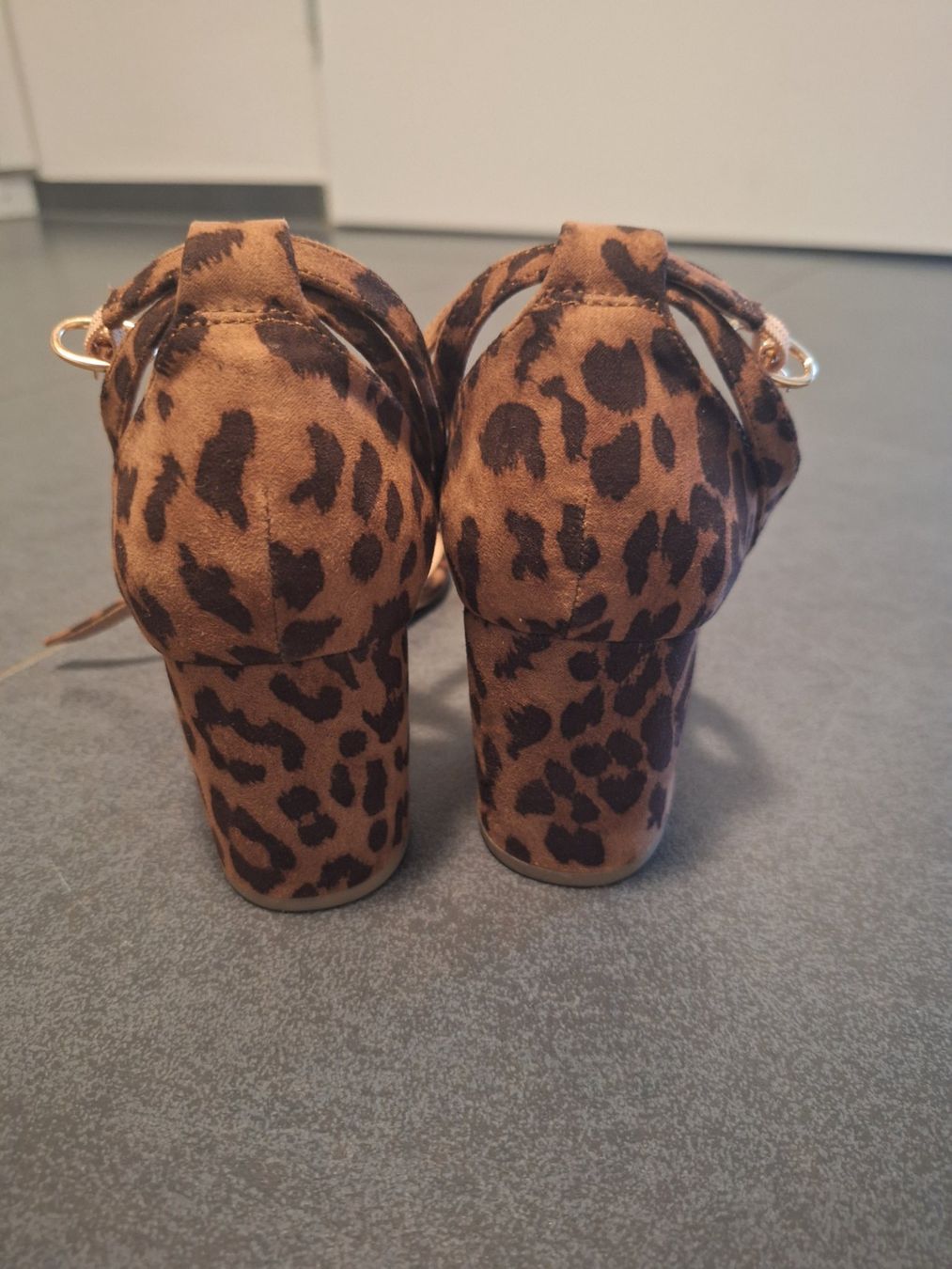 New Look Scarpe da donna: New Look Sandals 39 – Usato da Zürich venduto da agn_2txn 2