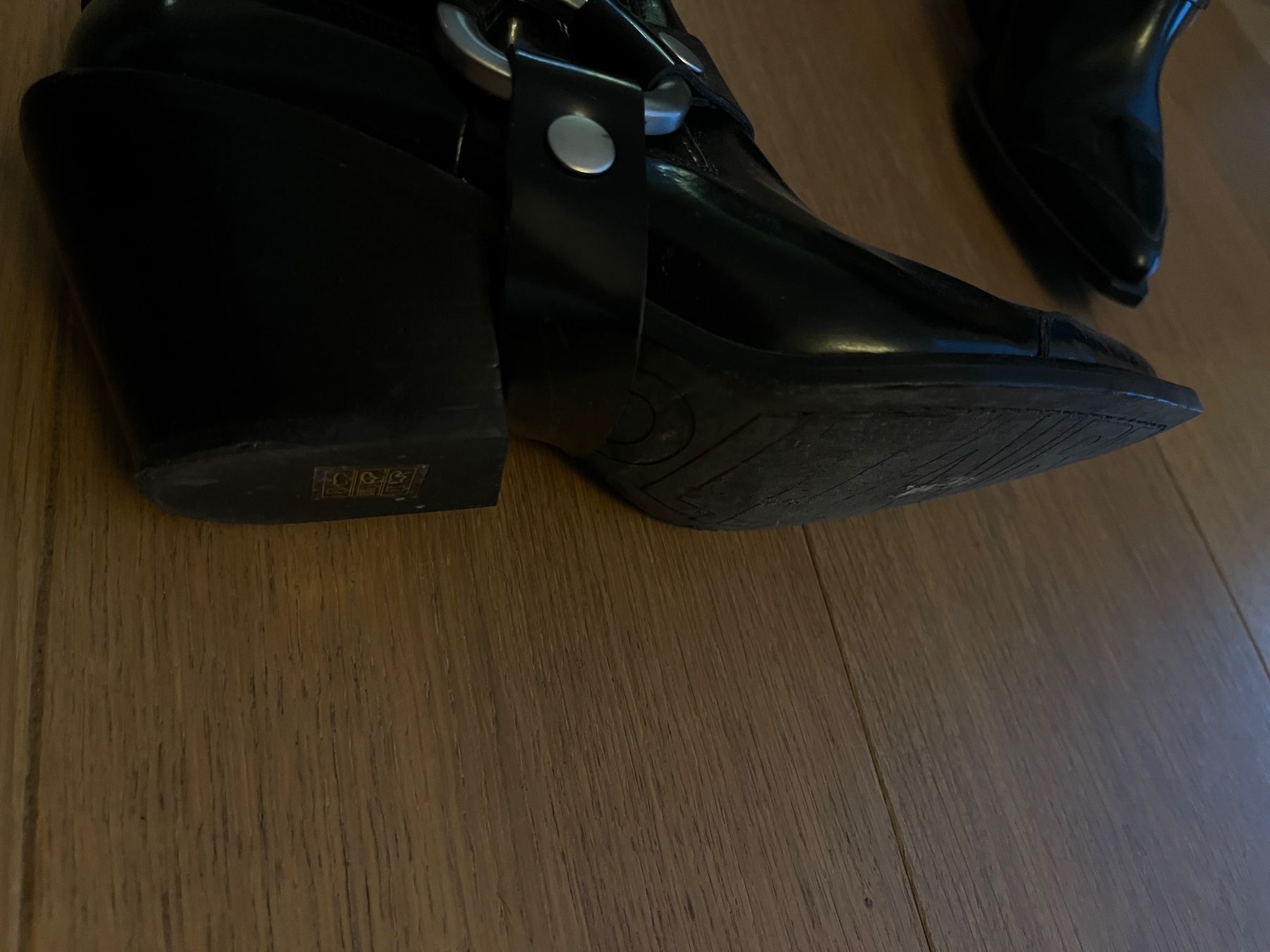 Zadig & Voltaire Scarpe da donna: Bottines ZADIG & VOLTAIRE comme neuves 38 – Nuovo (secondo la descrizione) da Bernex venduto da Flyingmeloon 4