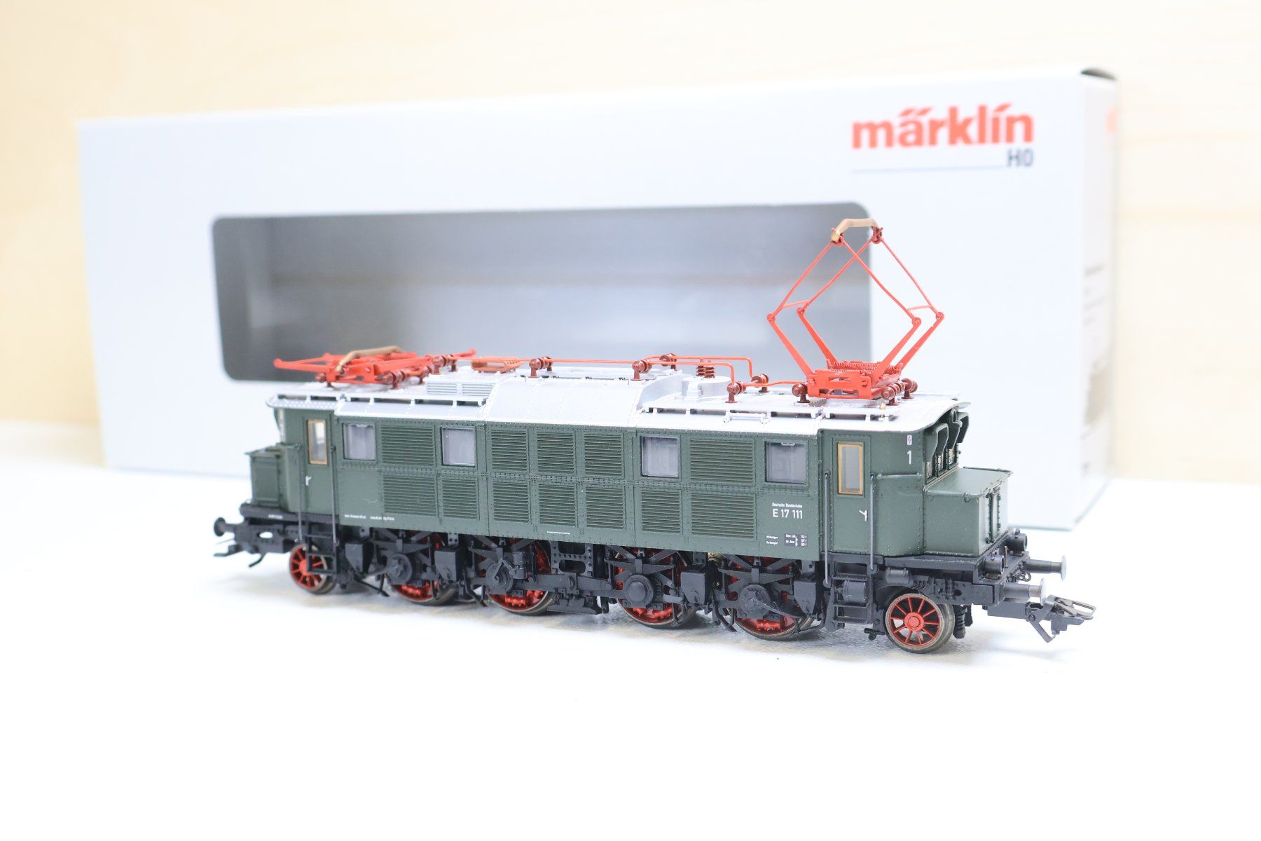 Märklin Modellini di ferrovie: Märklin BR E 17 E-Lok- MFX + Sound 37061 - Top – Usato da Winterthur venduto da Monstera 2