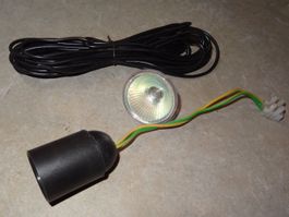 Lampe halogène OSRAM avec douille et câble, bon état