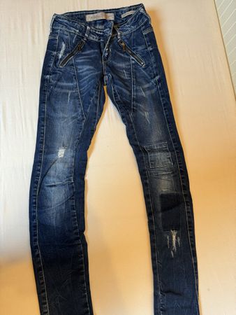 Jeans guess