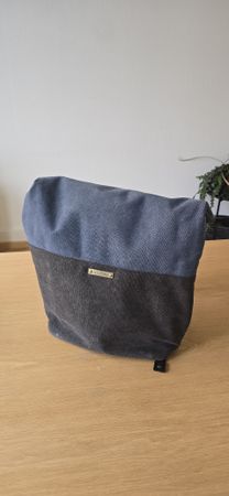 Johnny & Mary Rolltop Rucksack aus Canvas Blau / Dunkelgrau