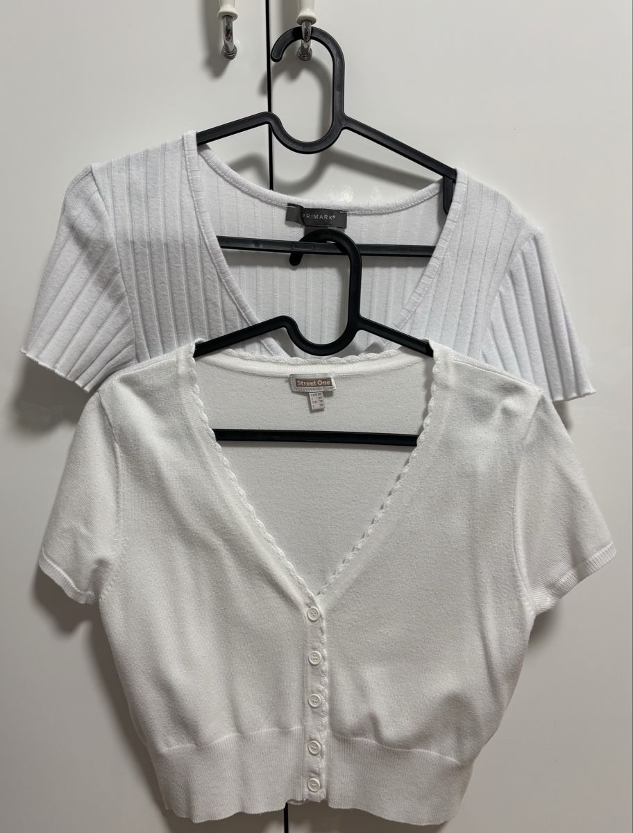 Blusen: 2x Bluse, Grösse S  – Gebraucht aus Zollikerberg von Jvac2