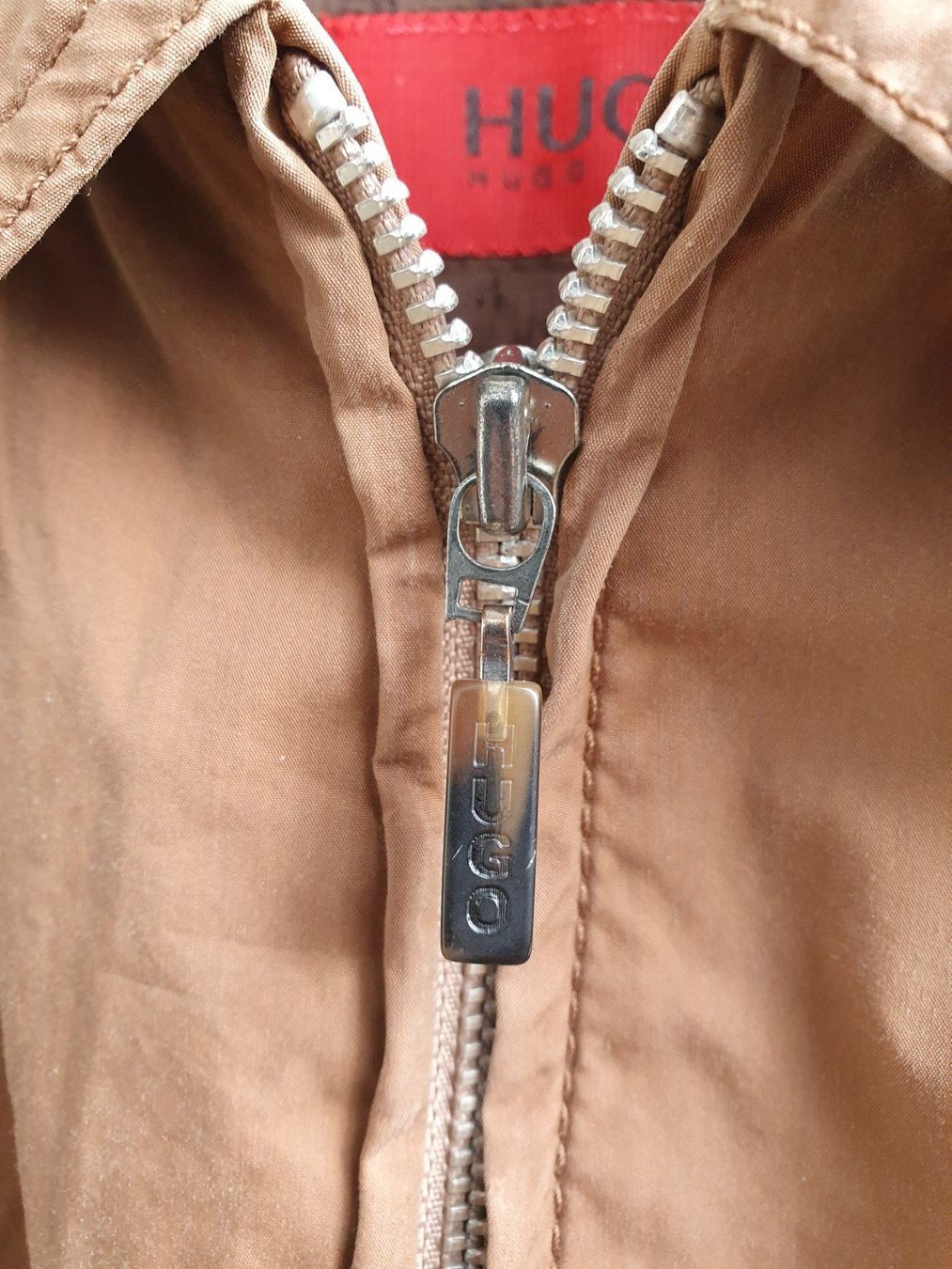Hugo Boss Jacken: HUGO BOSS Jacke – Gebraucht aus Bern von Helays 4