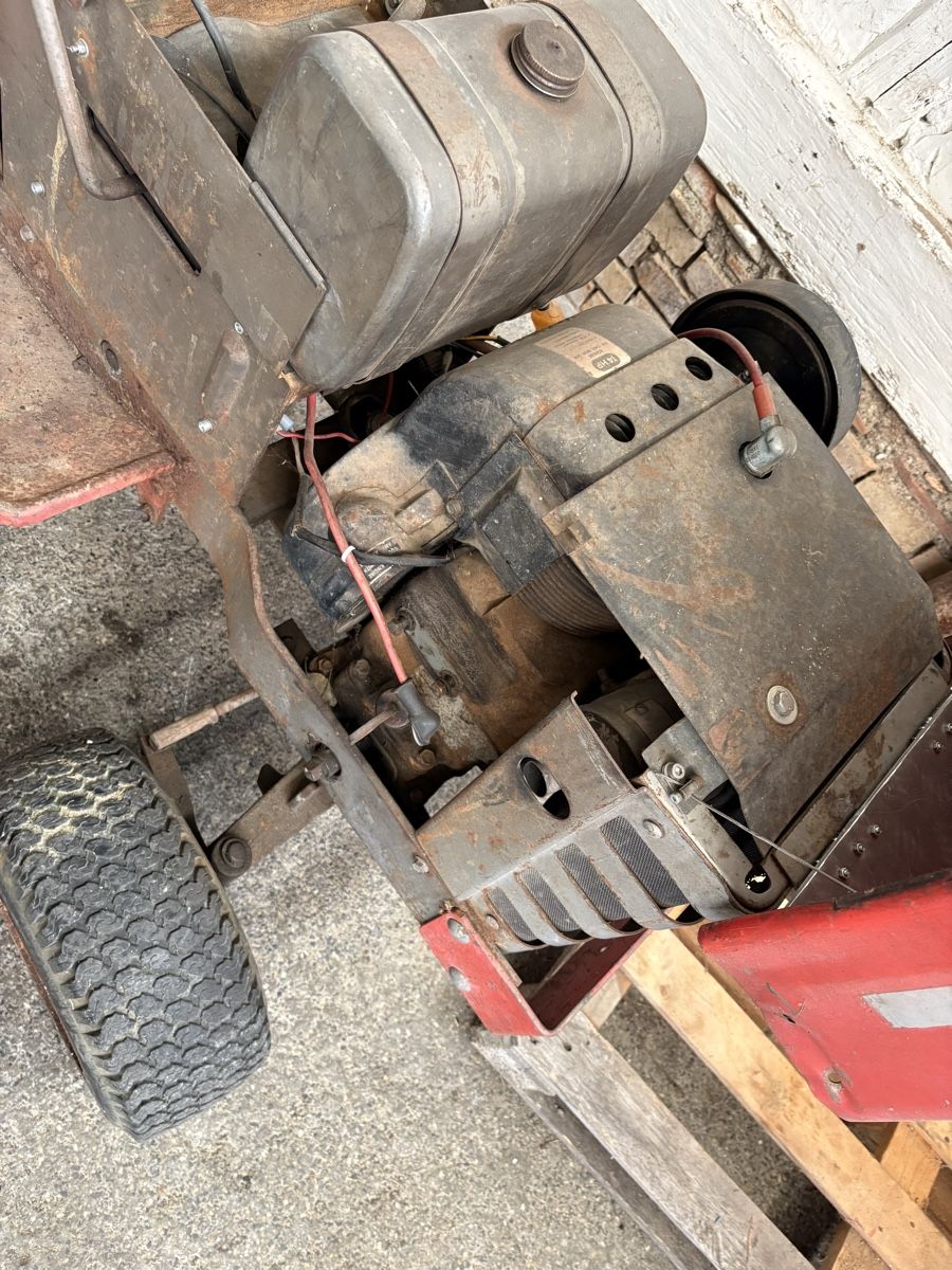 Tondeuses à gazon: MF 14 Rasenmäher Traktor Projekt  – D'occasion à Oberwil (Dägerlen) par 1997 2