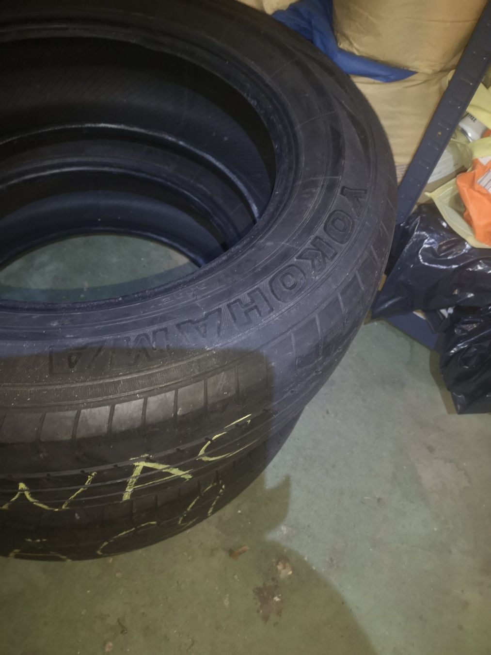 Pneumatici & Ruote complete: yokohama geolandar  225/65 R17 – Usato da Moutier venduto da vasspless55