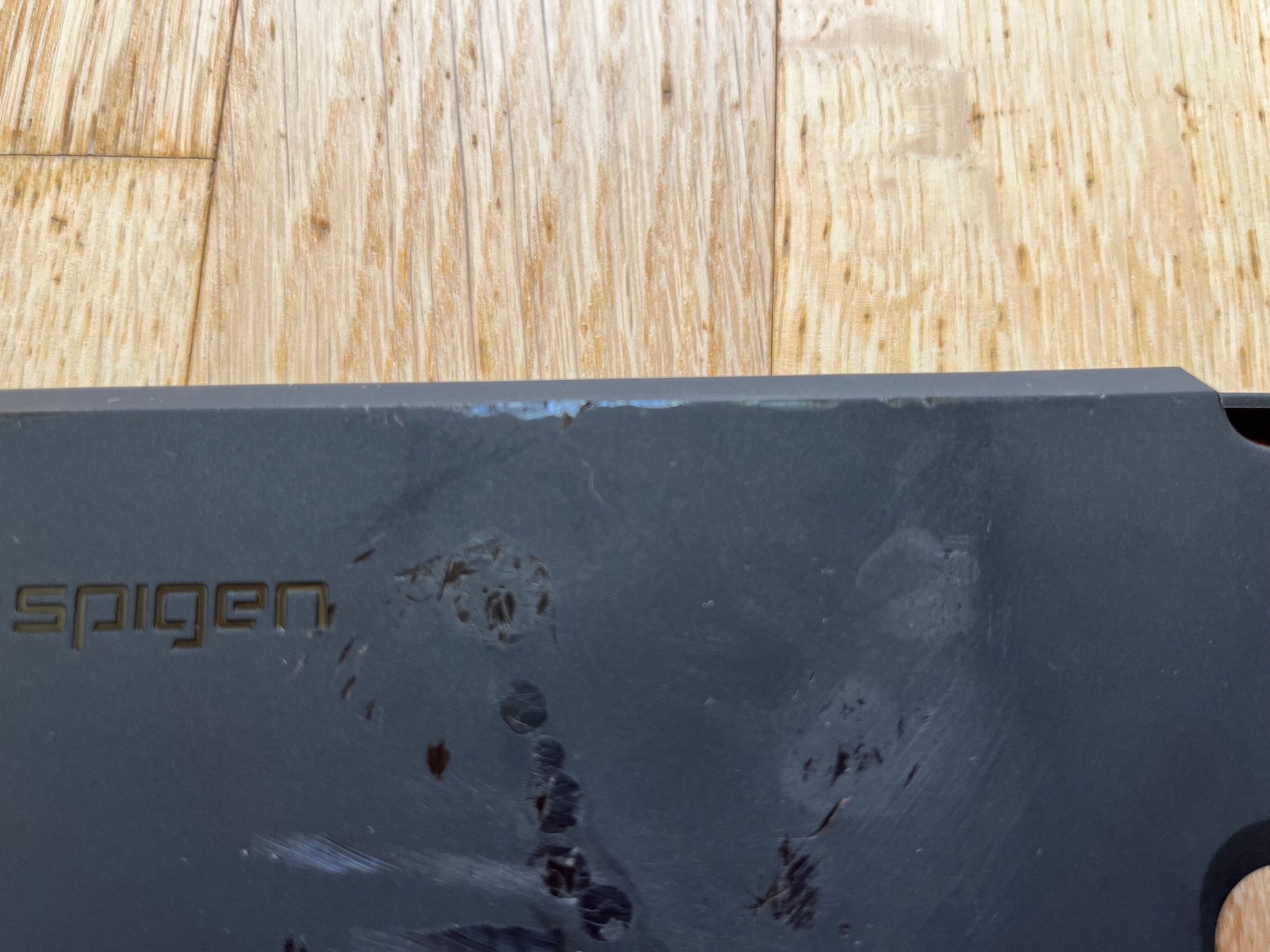 Spigen Custodie protettive: Spigen Rugged Armor – Steam Deck Hülle – mit Kratzer – Usato da Basel venduto da Laserjay 3