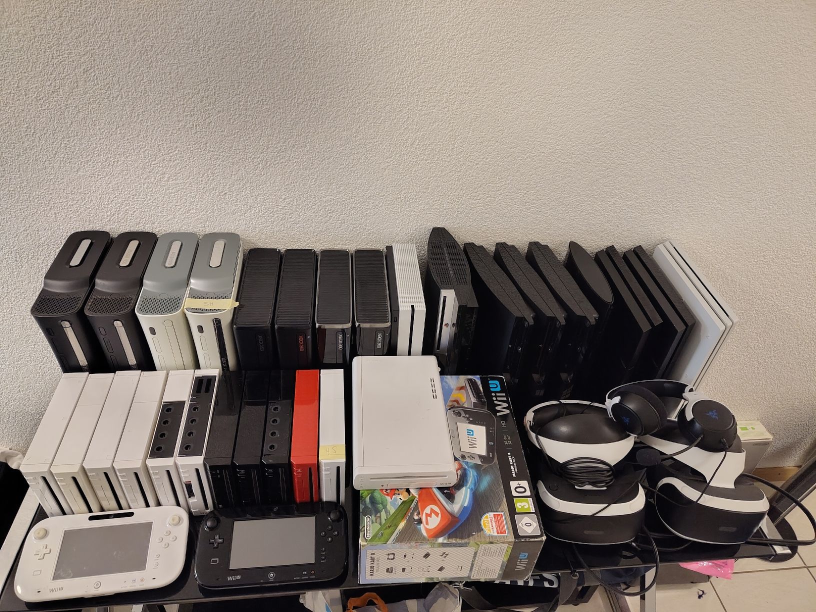 Consoles: collection de console de jeux et jeux  – D'occasion à Marly par mzi_p97f