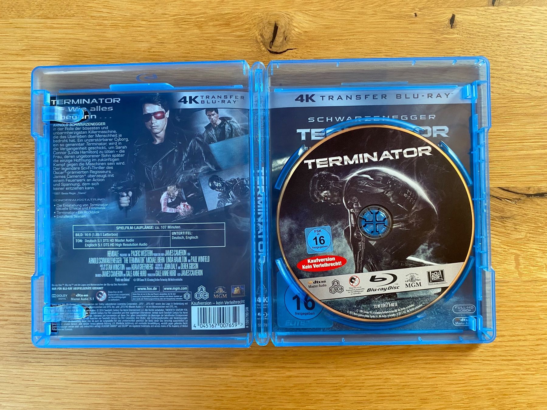 Tous les DVDs: Terminator / Terminator 2 / Predator Bluray – D'occasion à Herzogenbuchsee par Christen3 2