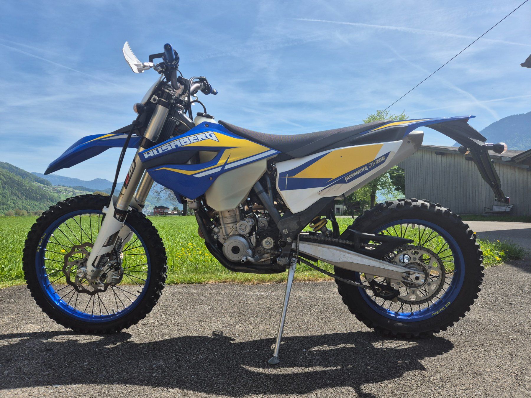 Husaberg Enduro: HUSABERG FE250 mit nur 1'400km – Usato da Stans venduto da SimonEgloff