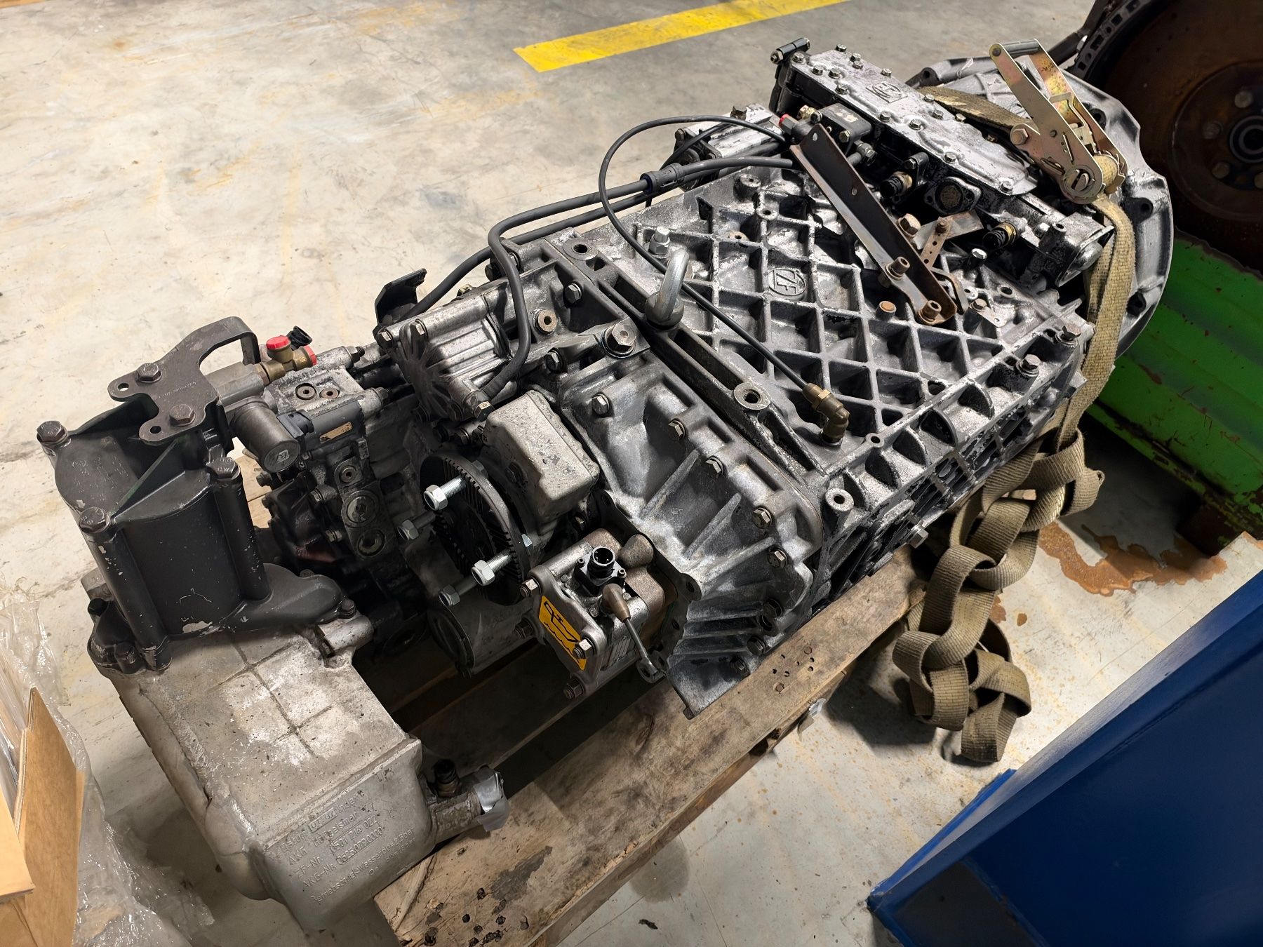 Tutti i ricambio: ZF ecosplit 16s221 Getriebe – Usato da perlen venduto da tommy.h 1
