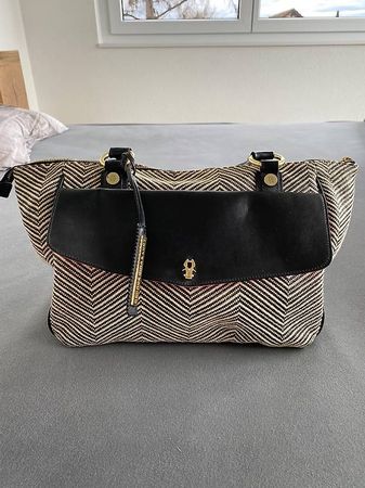 George Gina & Lucy Tasche