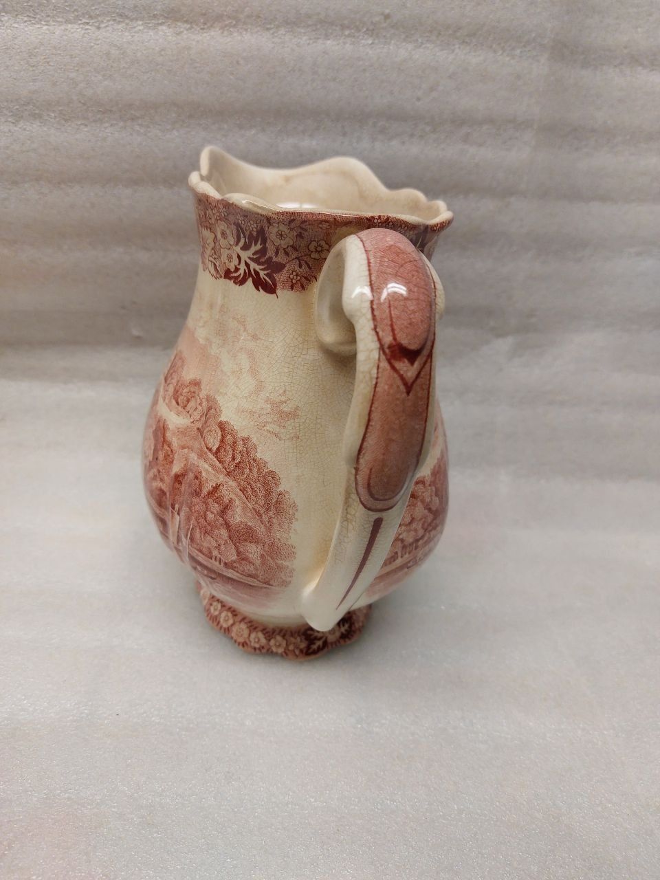 Caraffe: Old jug - "Park Place, Henley" Palissy Pottery – Usato da Pambio Noranco venduto da TREBORLOP 3