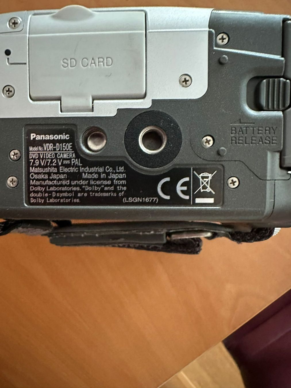 Panasonic Videocamere: Panasonic VDR-D150E Videokamera – Usato da Burgdorf venduto da Apfel62 3