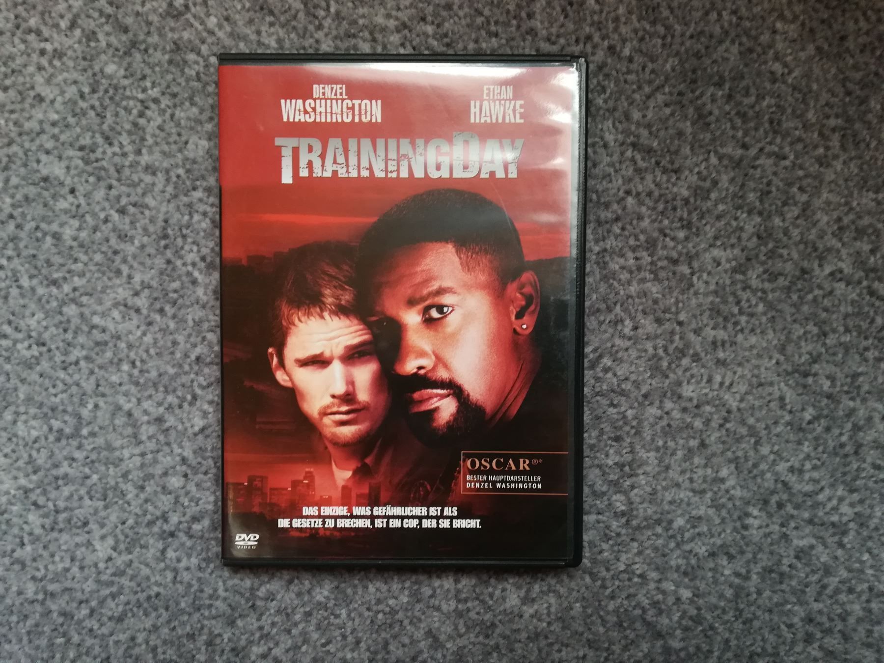 Tutti i DVDs: Training Day (DVD) – Usato da Esslingen venduto da Lp4you