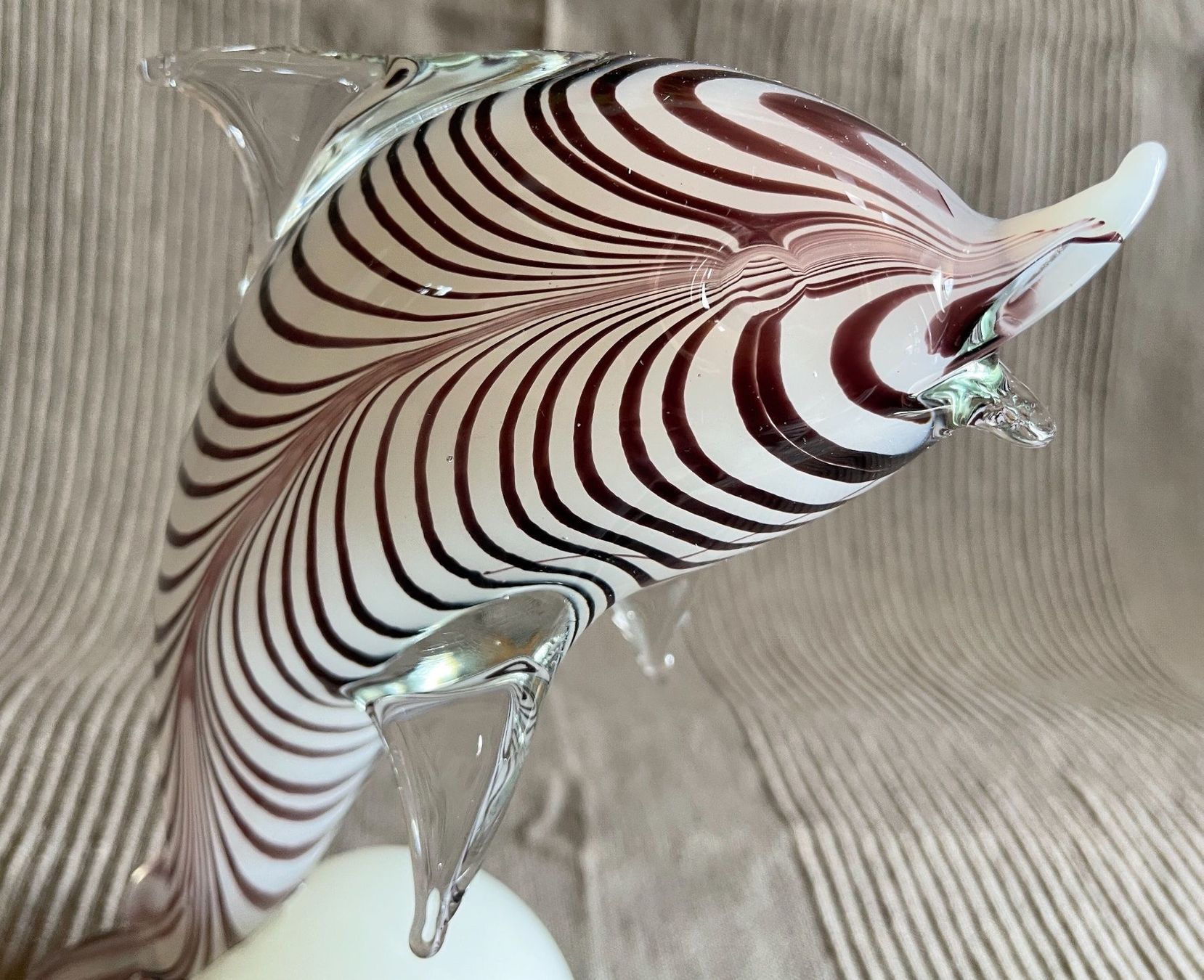 Murano Statuette: Delfin Glas von Murano weiss Zebramuster – Nuovo (secondo la descrizione) da Bern venduto da Chraebu2 9