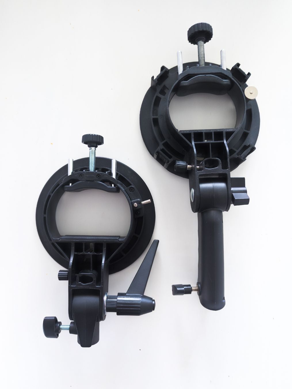 Flash: 2x Flash Reflector with Handle and Mount – Usato da St-Légier-La Chiésaz venduto da JeDaiL