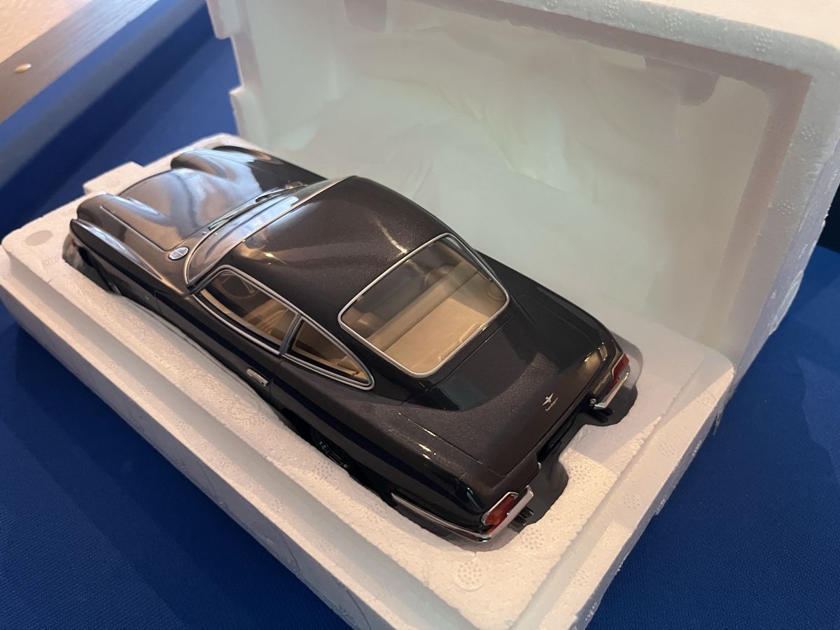 Lamborghini Modellini d'auto: KK Scale Lamborghini 350 GT 1/18 – Nuovo e nell'imballaggio originale da Genève venduto da Beyond-Time-Geneve 2