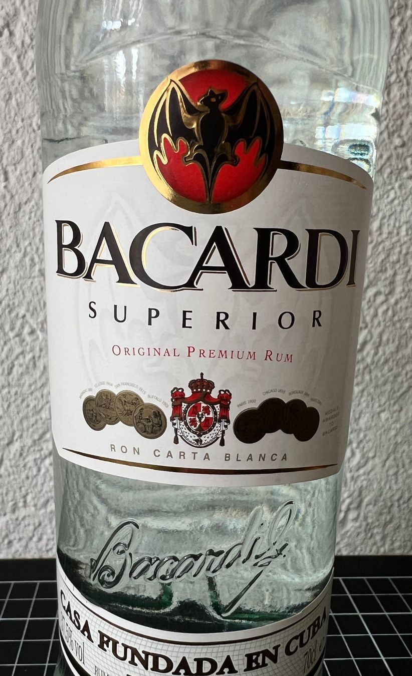 Bacardi Spiritueux: Bacardi Superior – Neuf avec emballage d'origine à Ostermundigen par iFonso 1