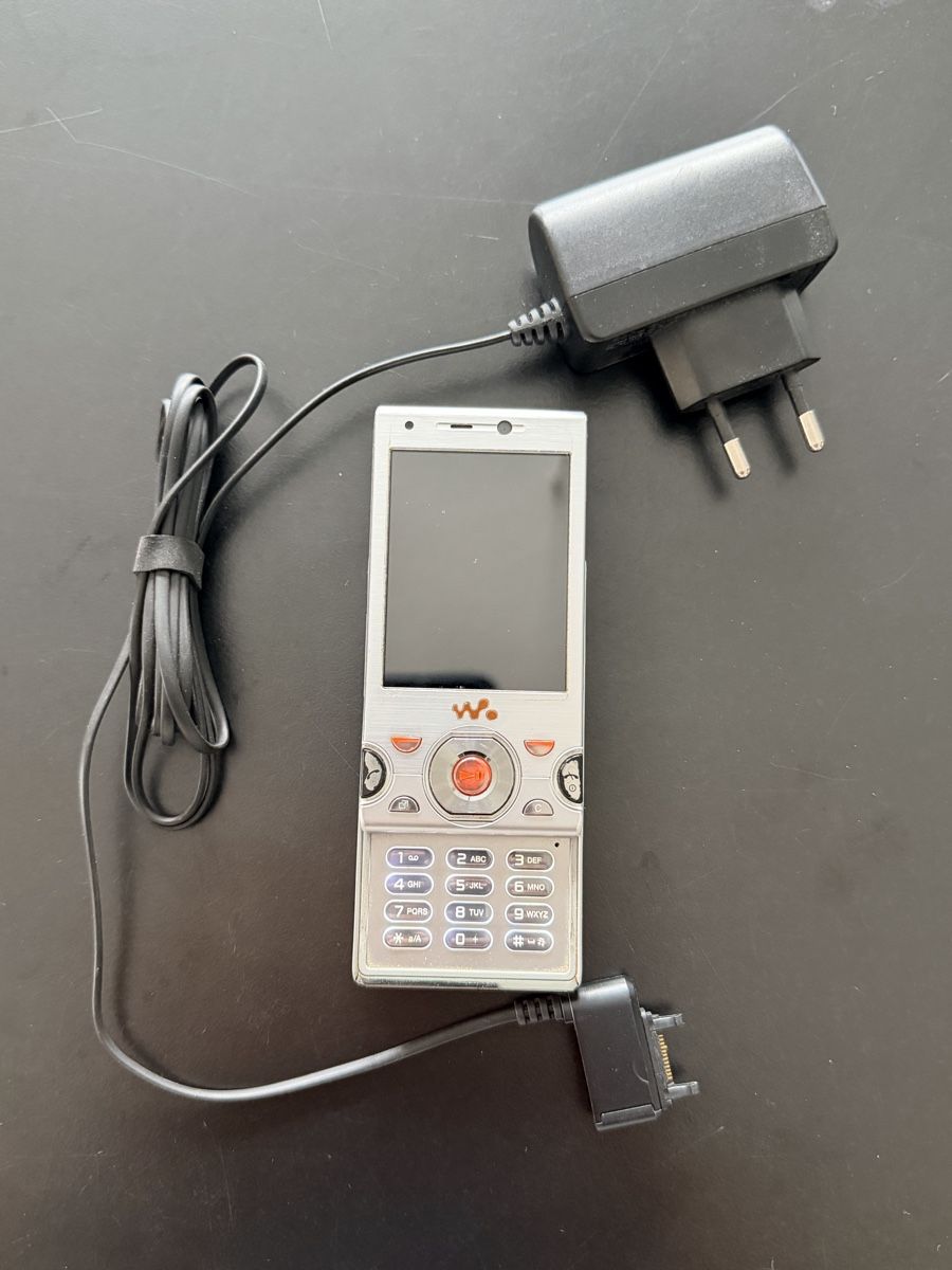 Ericsson Portables: Sony Ericsson W995 – D'occasion à Zürich par d-ron