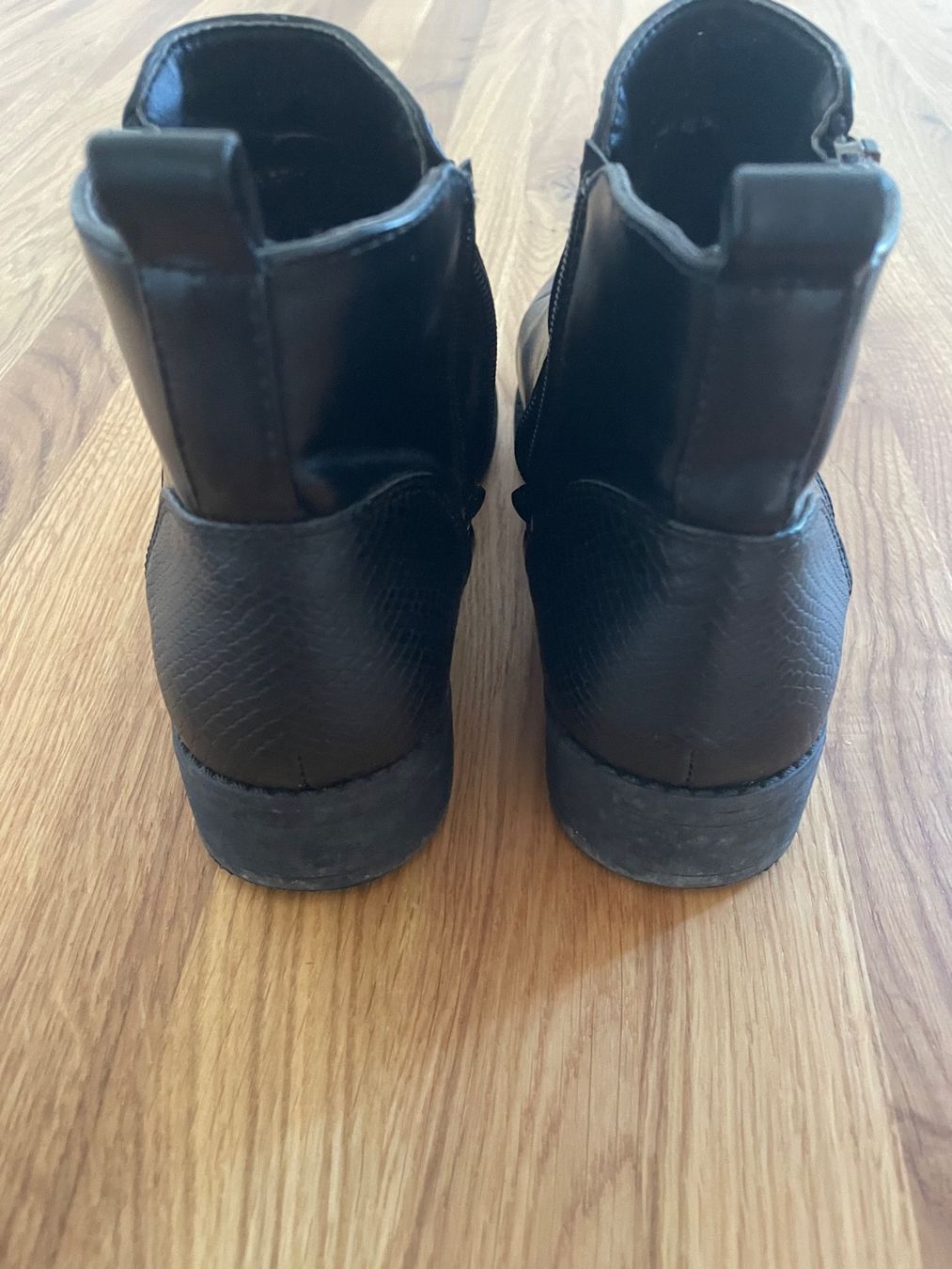 Scarpe da donna: Stiefeletten – Usato da Zürich venduto da car_26mh 3