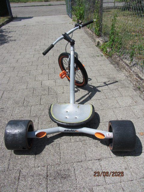 Go-Kart: <<<<<<<<<Drift Trike mit Pedalen – Usato da schönenwerd venduto da kusi027 3