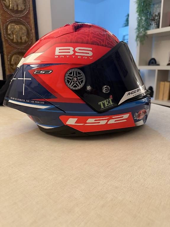 Caschi & visiere: Casco LS2 da pista in carbonio  – Usato da Breganzona venduto da lya_529z