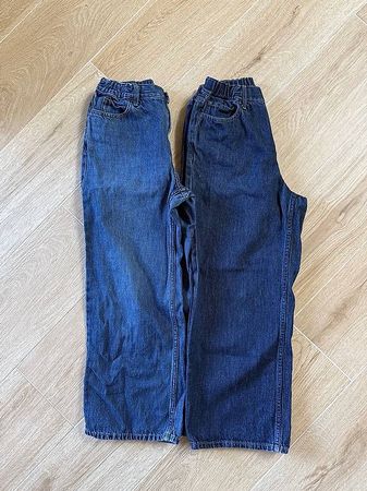 2x Kinderjeans von Uniqlo im sehr guten Zustand