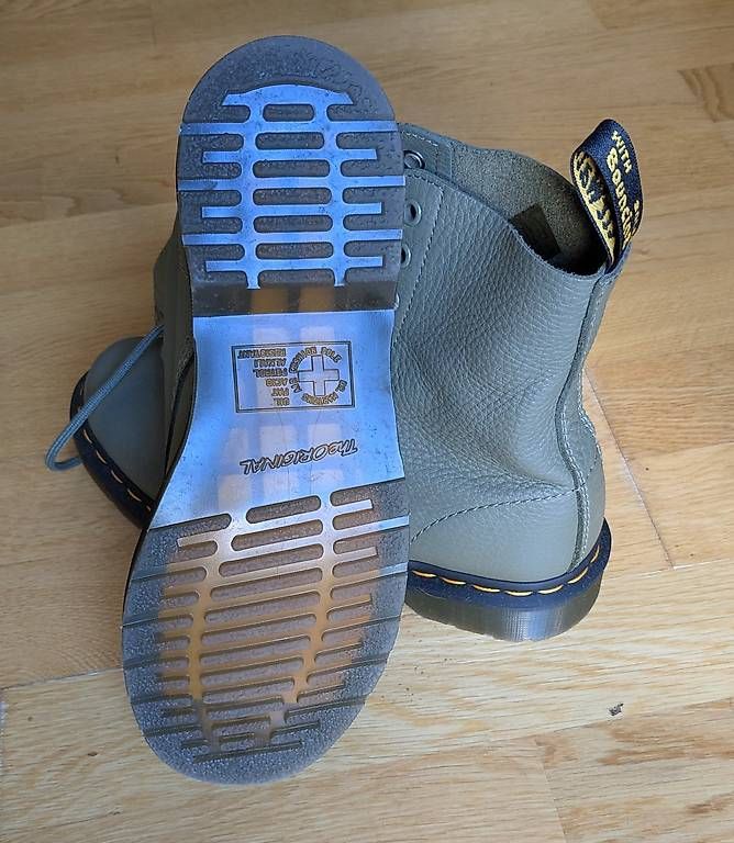 Scarpe da donna: Dr. Martens Schnürstiefelette 1460 Pascal Olive – Usato da Speicher venduto da Perejil500 2