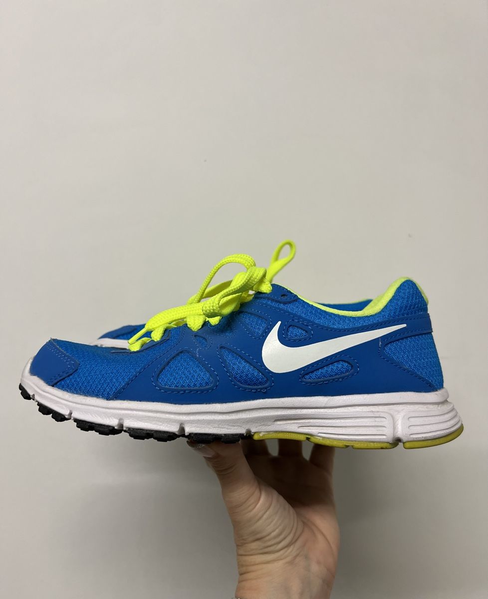 Nike Scarpe da uomo: Nike – Nuovo (secondo la descrizione) da Riva San Vitale venduto da anouky01