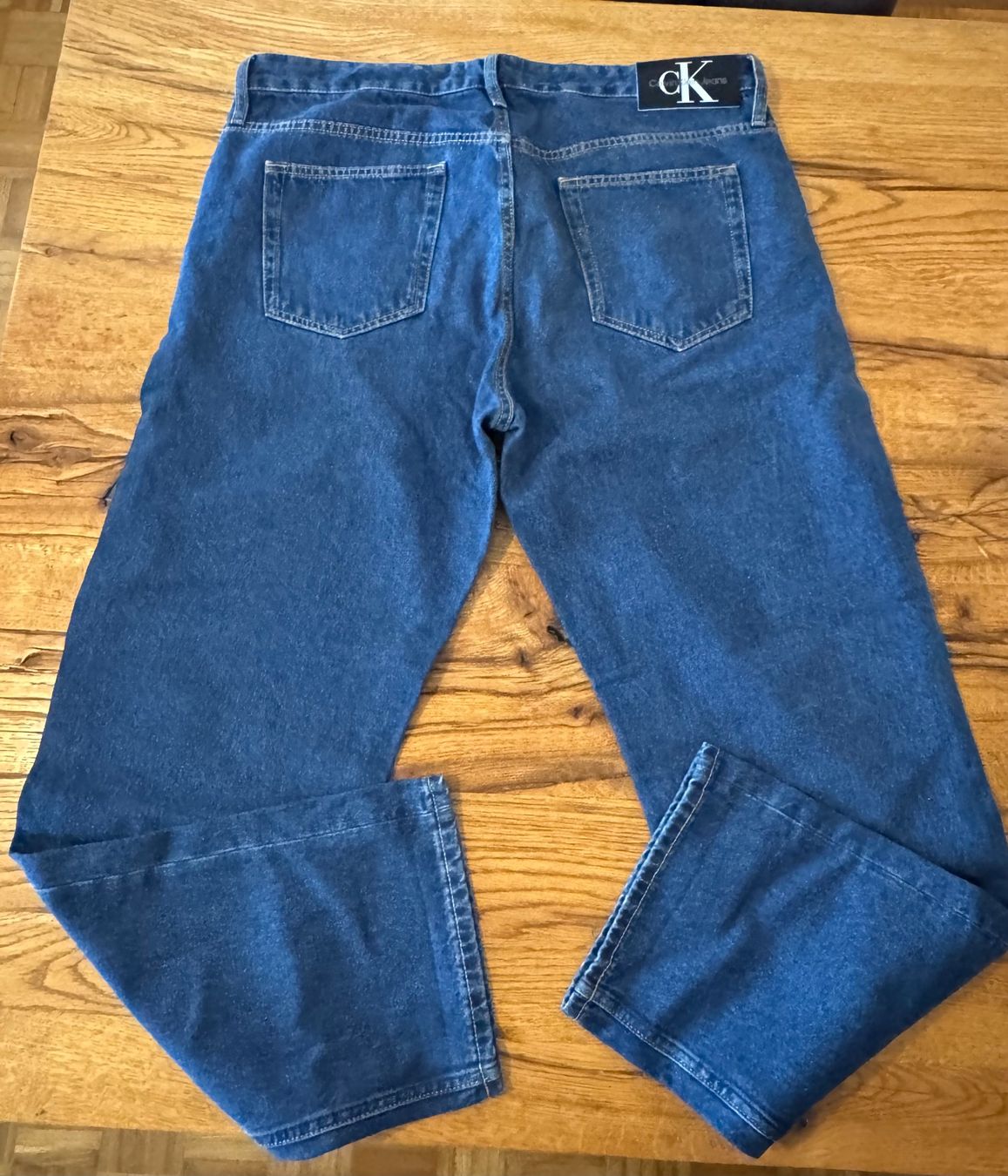 Calvin Klein Jeans: Calvin Klein Jeans - 90S STRAIGHT – Usato da Zürich venduto da sell_my_stuff 1