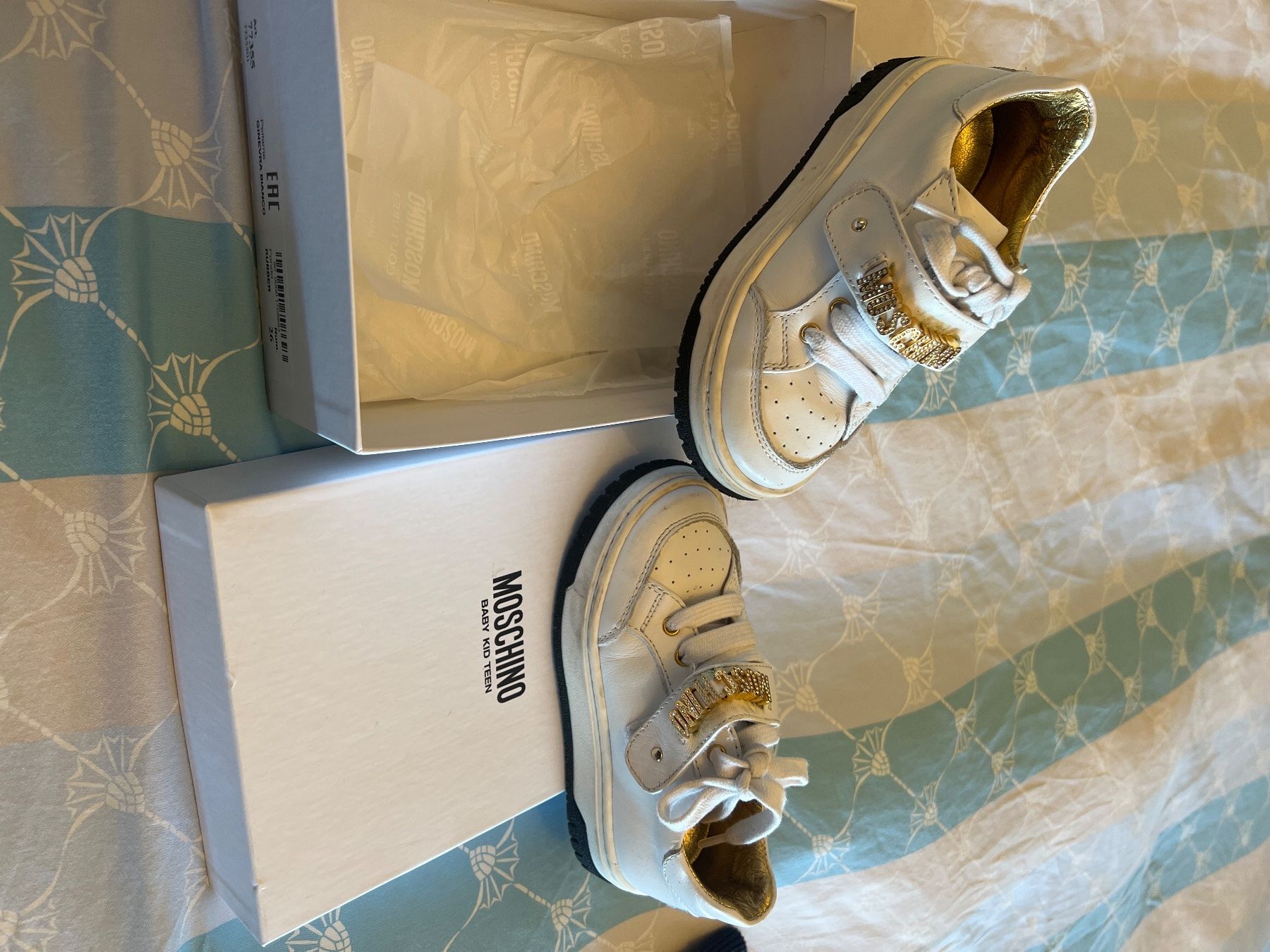 Moschino Scarpe per ragazzi: Moschino Kinder sneakers – Usato da Menzingen venduto da Mypersonalshopp