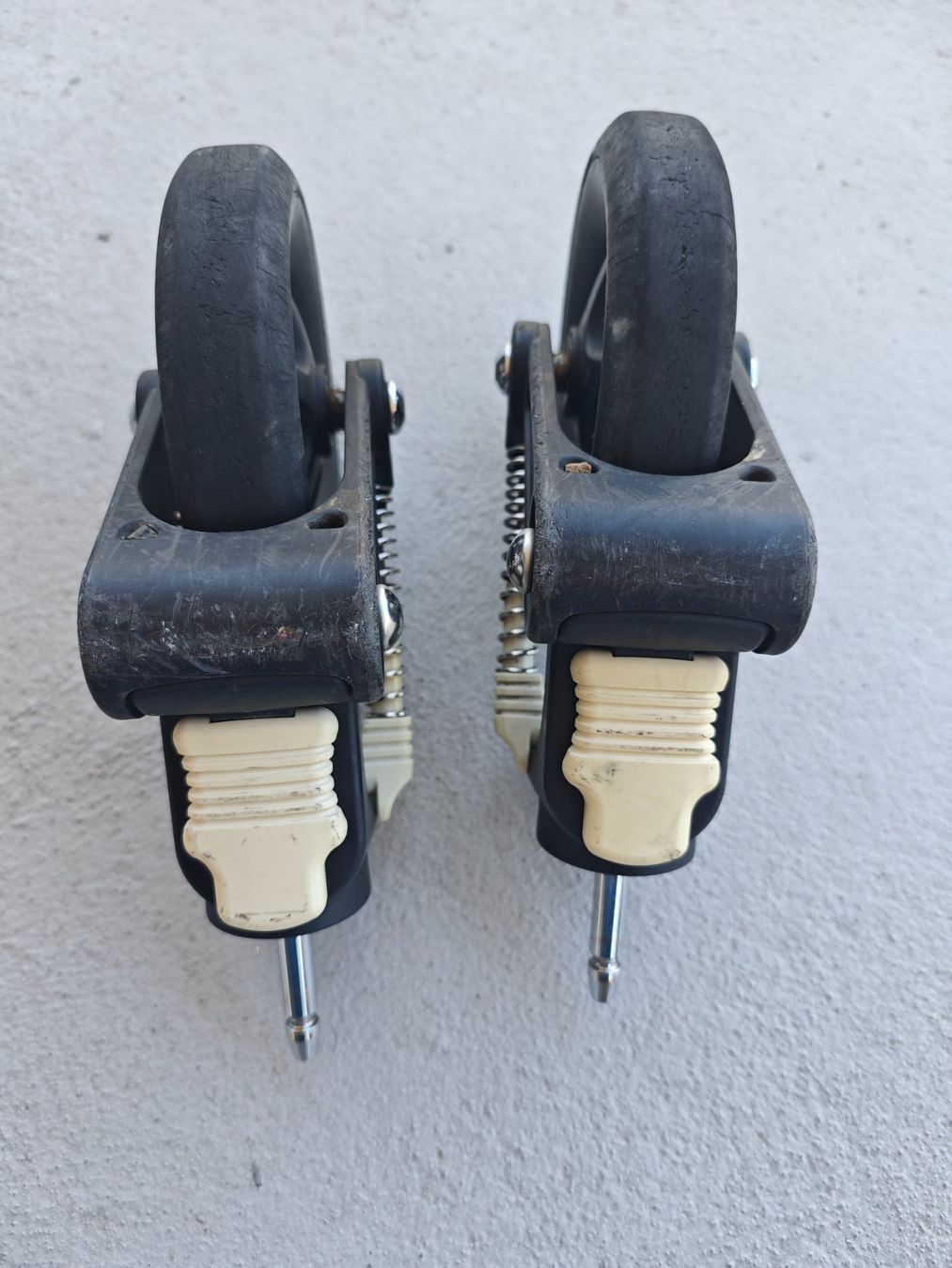 Pneumatici & Ruote complete: Bugaboo Cameleon Vorderräder – Usato da Zug venduto da ors37 2