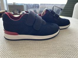 New lasocki sneakers size 25