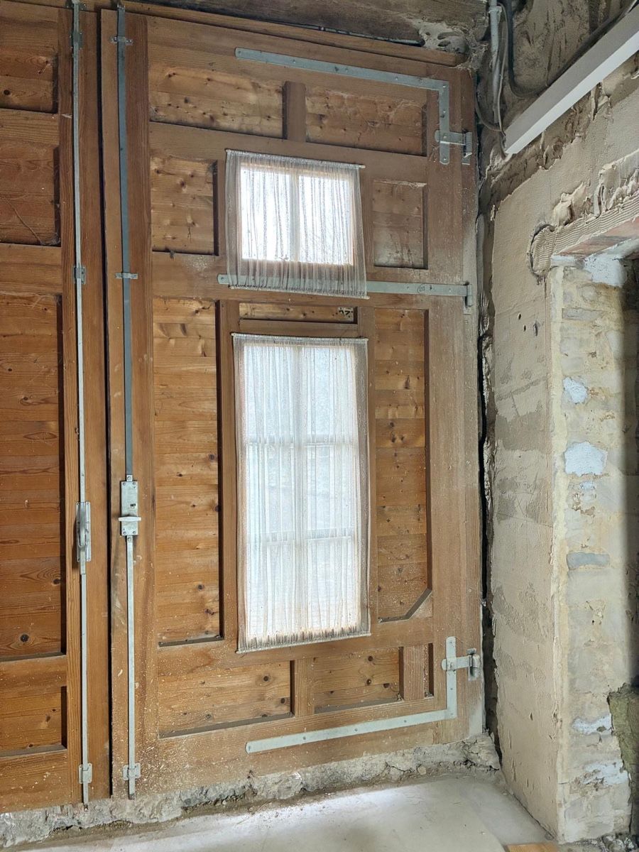 Articoli in legno: Scheunentor aus Holz – Usato da Kienberg venduto da sand70 2