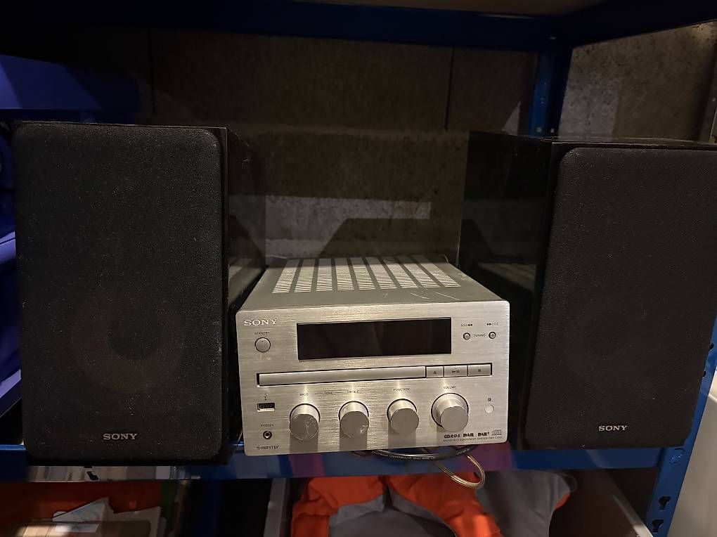 Sistemi audio & multimediali: Sony CD Stereoanlage  – Usato da Villars-sur-Glâne venduto da AllisonGina 2