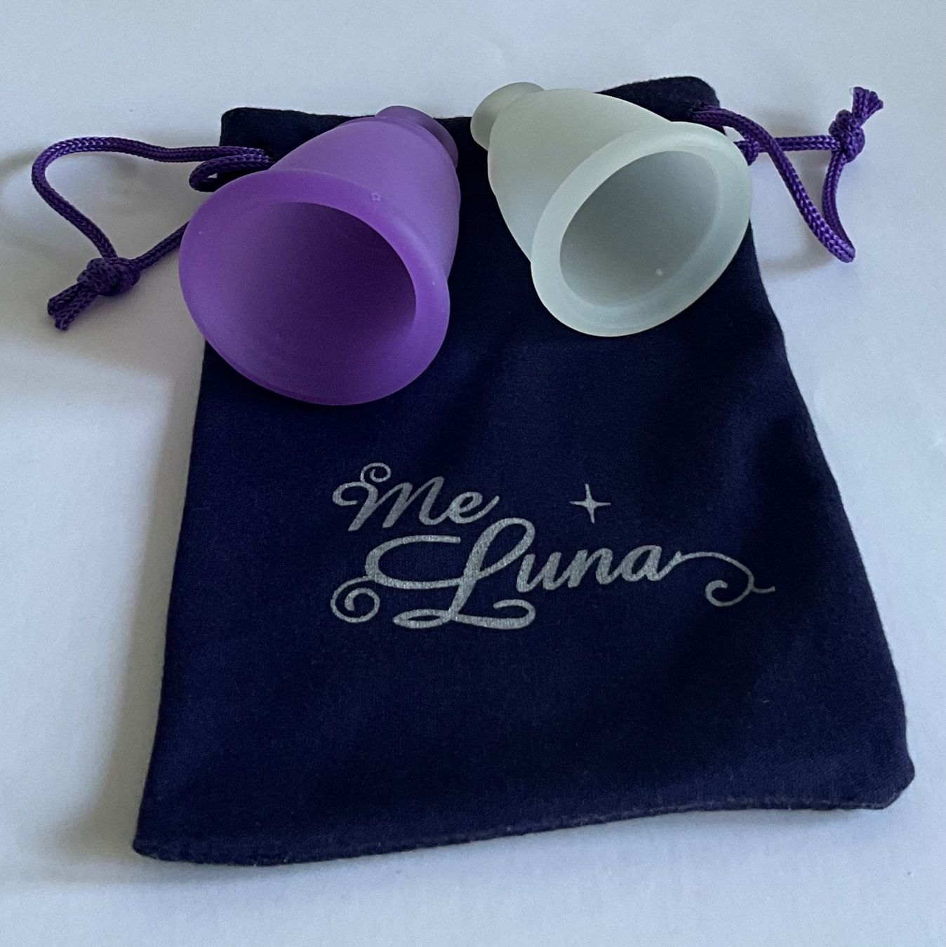 Attrezzature mediche: Me Luna Menstruationstassen Set, M und S – Nuovo (secondo la descrizione) da Zürich venduto da Bill.lee