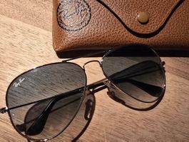 Ray-Ban Aviator Sonnenbrille mit Etui, Sommer-Must-have!
