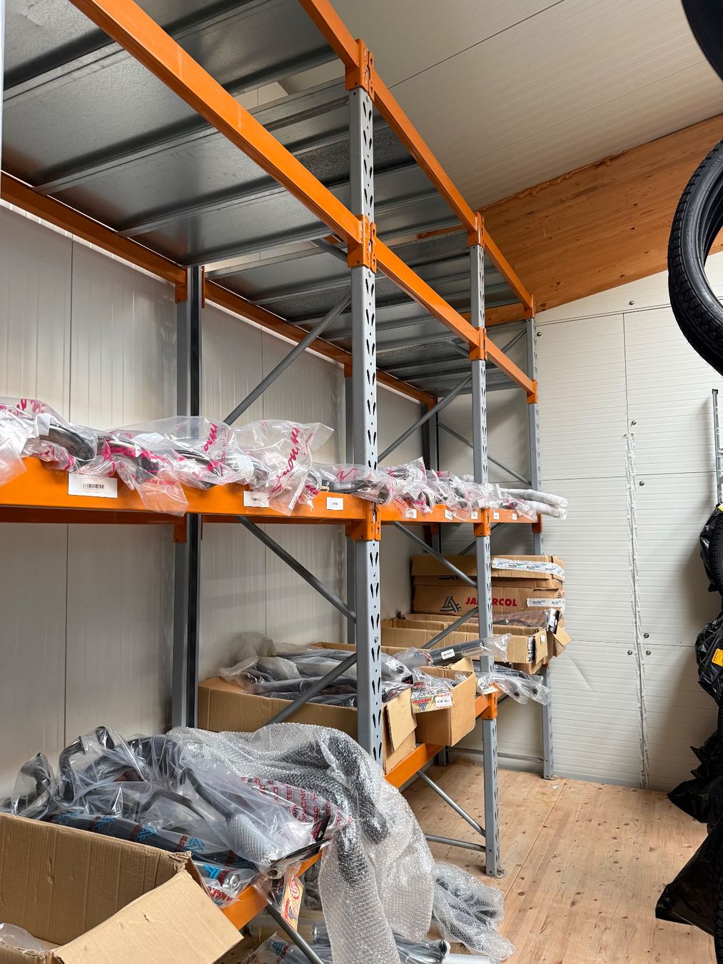 Scaffali: Lagerregal orange Werkstatt/Lager – Usato da Hallau venduto da mofaplus 4