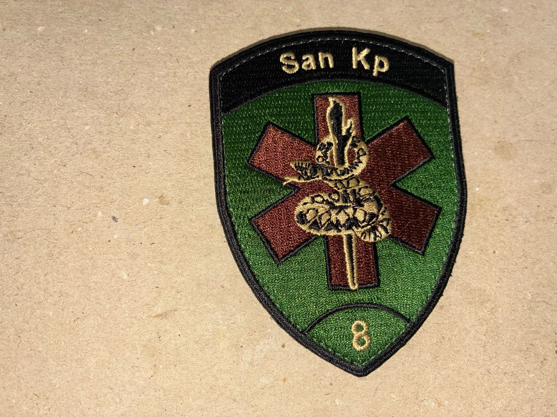 Armée suisse Insignes: Klett San Kp 8 – D'occasion à Oberiberg par reimet