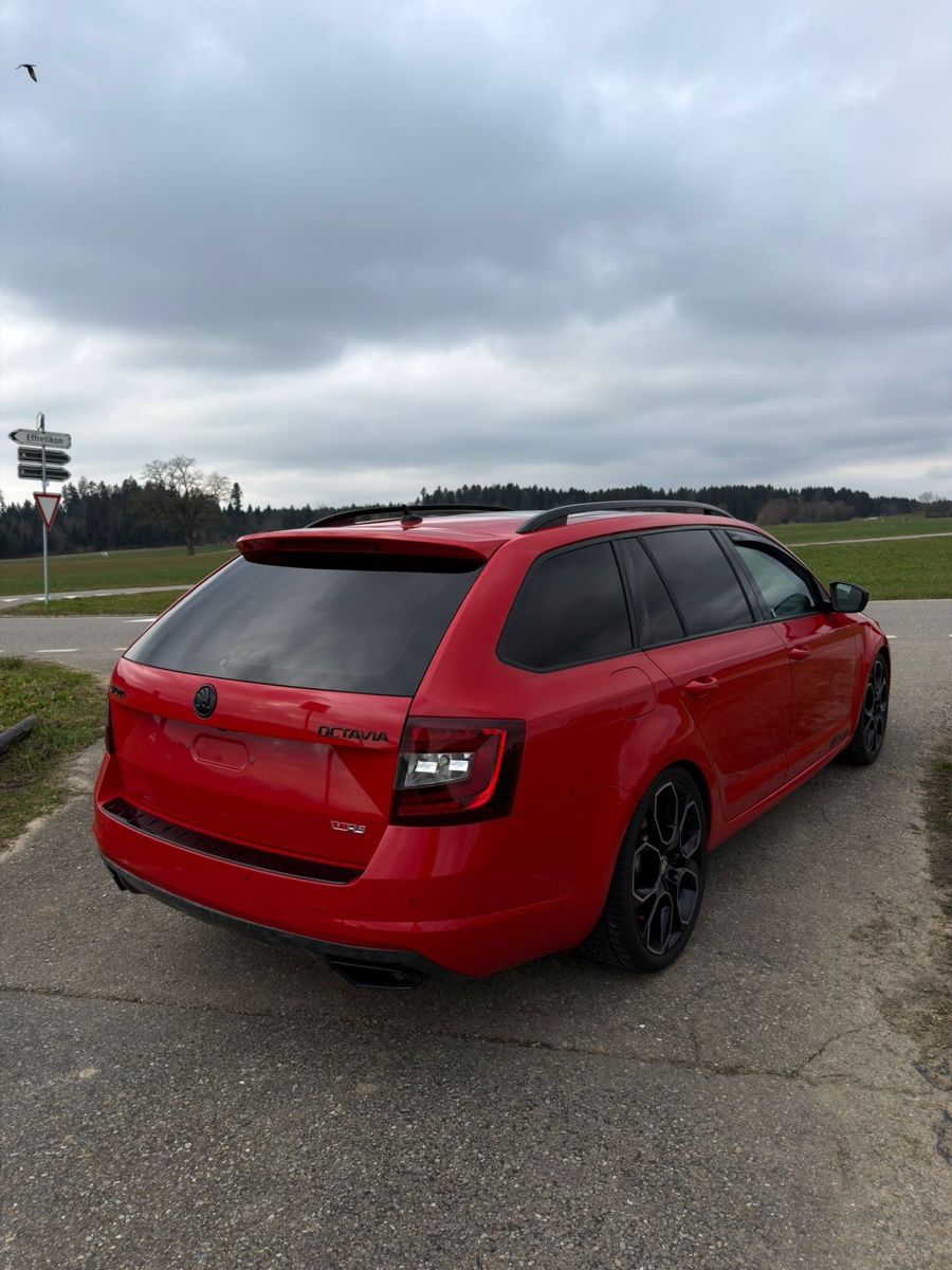 Skoda Automobili: Skoda Octavia 245RS Facelift – Usato da Pfungen venduto da Bchicco 2