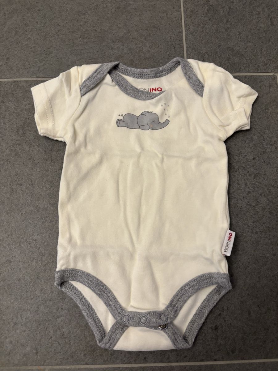 Lotti & Set di vestiti: Kurzarmbodies Set, Gr 50/56 – Usato da Breitenbach venduto da mi95st 1
