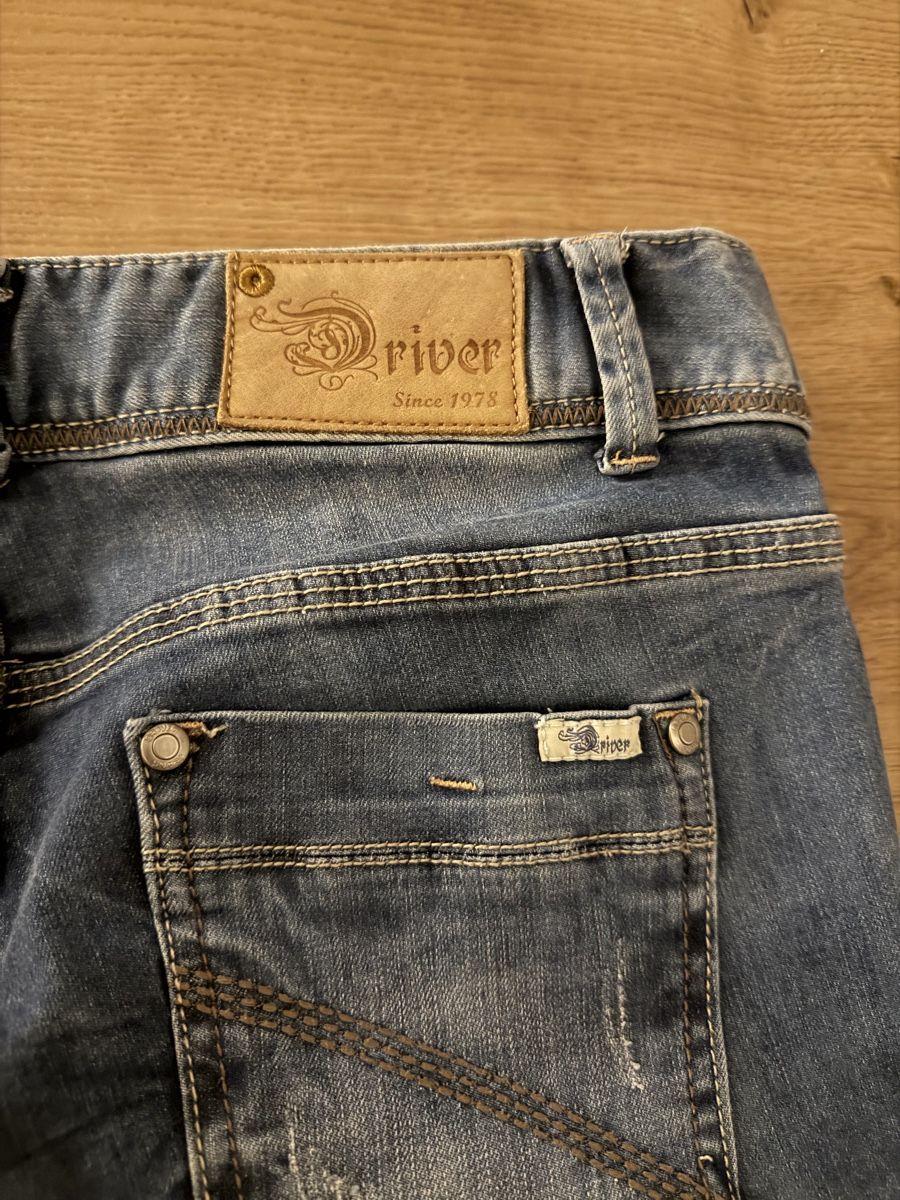 Jeans: Driver Jeans Gr. 28 – Usato da Jona venduto da HappyHappyHappyHappy 3