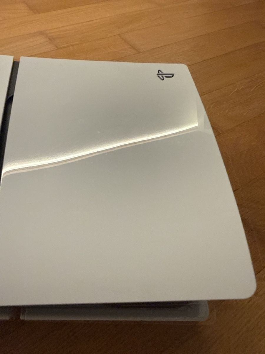 Sony Console: PlayStation 5 mit RAZER Headset mit Garantie und Controller – Nuovo (secondo la descrizione) da Uster venduto da Benlepfaff 1