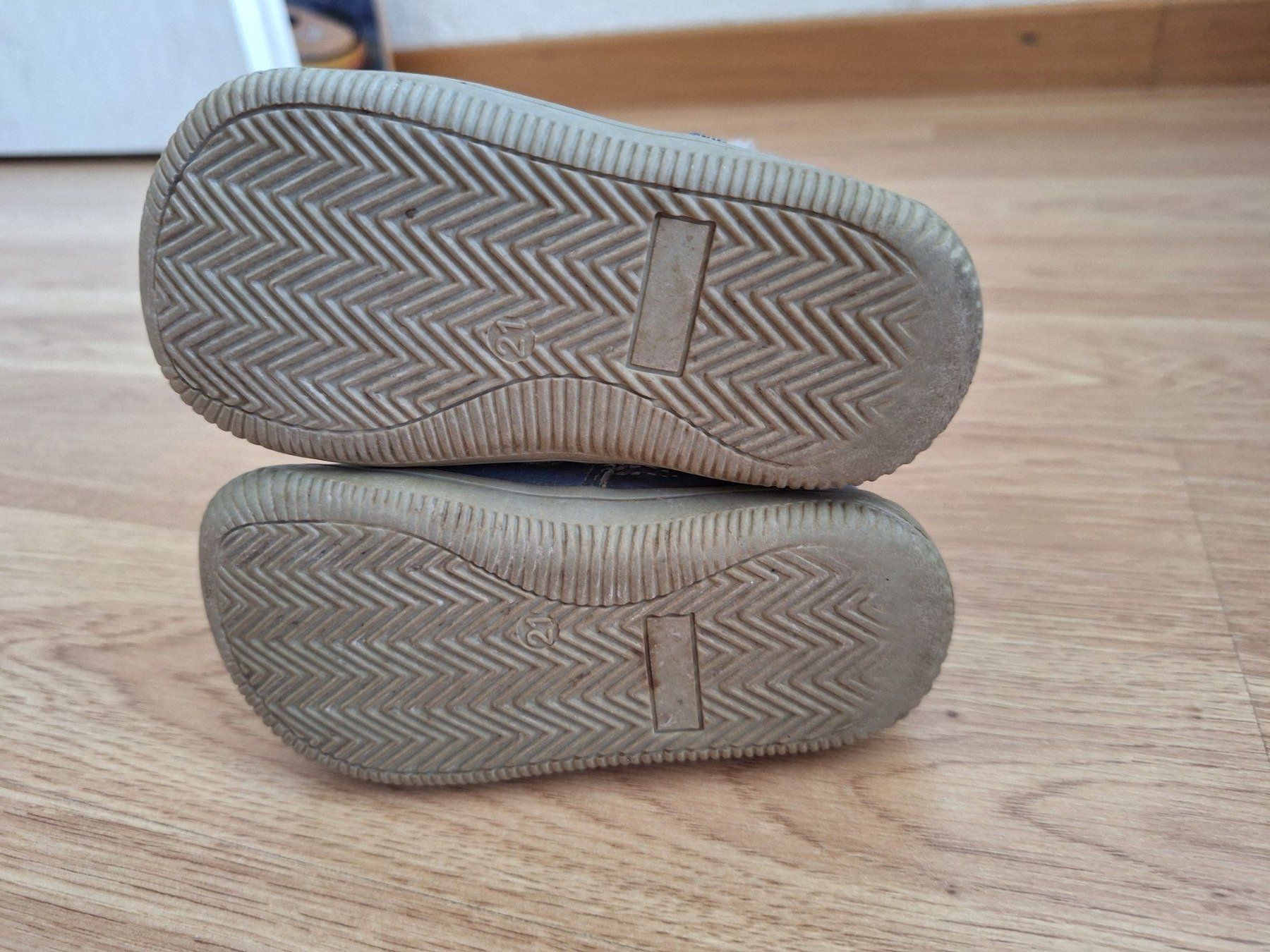 Scarpe per ragazze: Stiefel Grösse 21 – Usato da Wollerau venduto da Marek_T 2